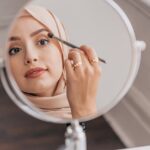 How to Choose the Right Foundation Shade for Every Season