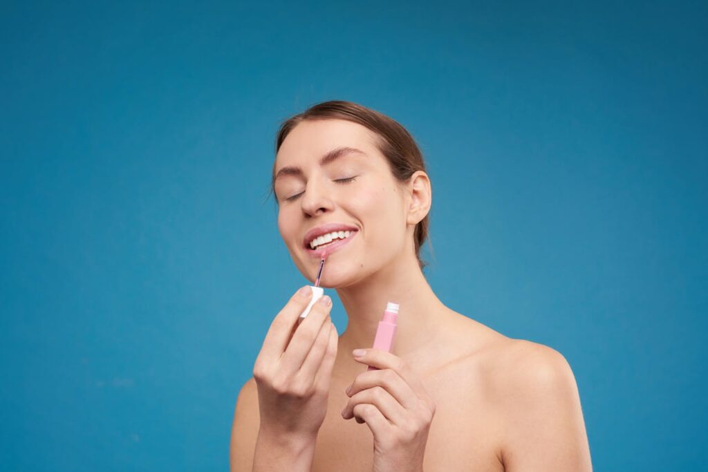Everyday Makeup Routine That Only Takes Five Minutes for Busy Mornings