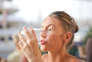 How Much Water You Really Need to Drink Every Day According to the Science of Hydration