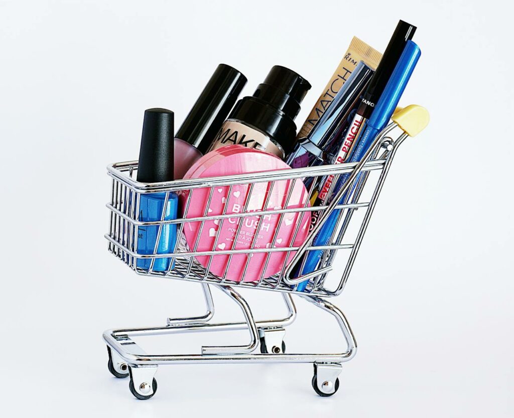 With refillable packaging and waterless formulations, sustainable beauty is making its way into the mainstream.