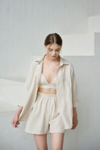 For the Sake of Comfort and Style, Layer Your Outfits