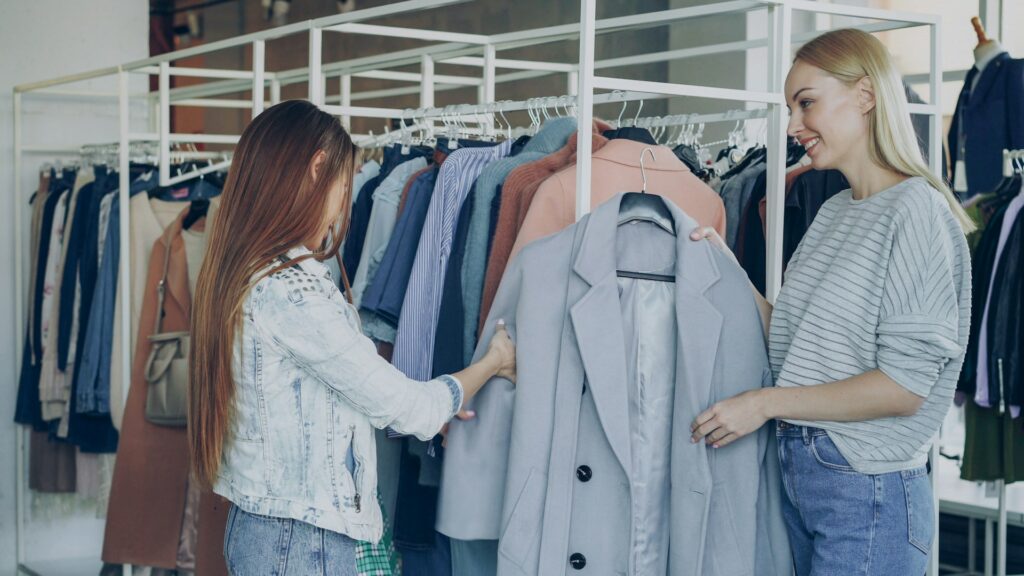 How to Shop More Efficiently and Reduce Waste While Purchasing Sustainable Fashion