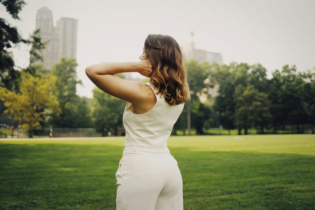 Fashion Tips for Supporting Healthy Posture