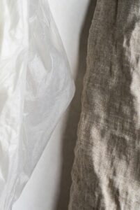 The "Sweat Wicking" Myth: Why Polyester Traps Odor-Causing Bacteria More Than Natural Linen
