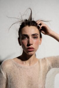 The Static Electricity of Acrylic Sweaters: How Synthetic Friction Accelerates Epidermal Moisture Loss
